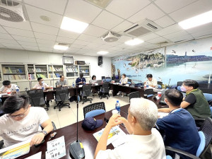 交通部機車安全環境改善專案視導小組25日抵馬,前往津沙、福澳等易肇事路段現勘,並提出改善計畫。(圖:縣警局)