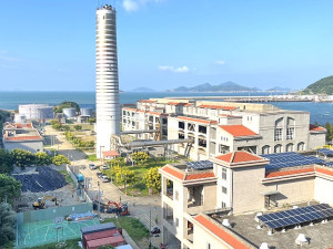 　台電馬祖珠山分廠設置一套儲能系統，能緊急供南北竿一小時用電，預計年底完工。（圖／文：馮紹夫）