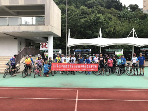 　112年連江縣體育季自行車親子騎遊暨競賽活動登場，車友於登山競賽挑戰自我極限，全力爭取好成績。（圖／文：吳嘉榮）