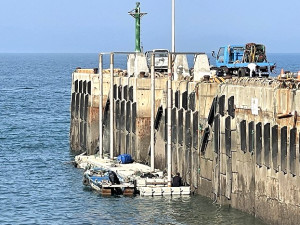 　北竿白沙及橋仔兩座簡易浮台由產發處執行基礎改善及強化工程。（圖／文：陳鵬雄）