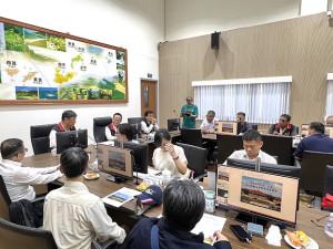 馬祖航空站9日舉行機場內日間空難災害防救演習,現場演習過程逼真。(圖/文:馮紹夫)