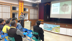 只租不售,社會住宅政策宣導21日抵達西莒,吸引滿場民眾到場聆聽。(圖/文:宋幸儒)