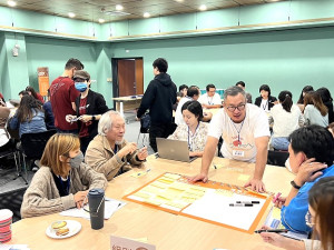 縣府23日舉行第二屆馬祖國際藝術島公民論壇暨檢討會,產官學與民間各界出席討論,提出意見作為下屆活動改善參考。(圖/文:馮紹夫)