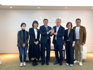 縣長王忠銘拜訪文化部長史哲　感謝對國際藝術島支持