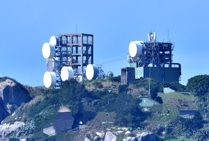 　東引二重山微波備援系統已擴充至6.6Gbps，加上南、北竿的微波系統建置完成，馬祖整體頻寬總容量可提升至10.6Gbps。（圖／文：陳其敏）