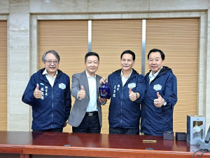 縣長王忠銘率團隊14日與大陸連江縣縣委書記陳勁松團隊進行座談,在經貿、產業、環境、觀光等議題上雙方達成10項共識。(圖:馬祖日報)