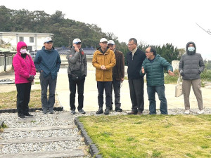 　內政部宗教及禮制司長林清淇一行抵馬訪視殯葬設施及宗教團體輔導，順道拜會縣長王忠銘，雙方就馬祖殯葬文化移風易俗交換意見。（圖／文：曹重偉）