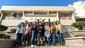 台大生物資源暨農學院副院長洪挺軒應農會邀請,率植物醫院專業團隊來馬祖交流,對作物栽培、蟲害等提出專業意見。(圖:連江縣農會)