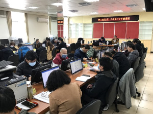 　縣府召開新年度第1次主管週報，進行各單位業務報告，說明各項工作推動情況。（圖／文：吳嘉榮）