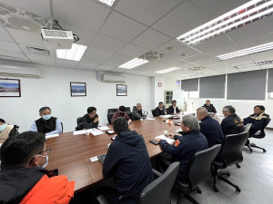 台灣海上物流業者有意以馬祖海快專區申請夜航航線,縣長王忠銘邀集相關單位研議可行性。(圖/文:馮紹夫)