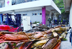 　東引鄉年終大掃除第3天，軍民持續整頓環境死角的髒亂，除舊佈新。（圖／文：陳其敏）
