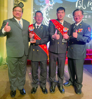 消防之光!曹祥敏、陳宥安榮獲全國義消、消防楷模鳳凰獎,16日赴台受獎;消防局20日上午9時在體育館舉辦慶祝113年消防節系列活動。(圖:消防局)