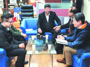 立委陳雪生29日邀集人事總處爭取調高東引、莒光國軍外島加給至12000元。(圖:立委陳雪生辦公室)