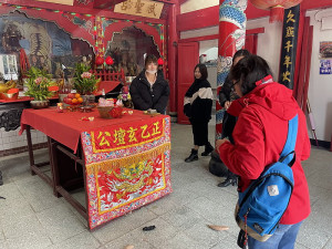 　擺暝文化祭「十四暝」，橋仔村神與人的鏈結吸引鄉親遊客前往體驗。（圖／文：陳鵬雄）