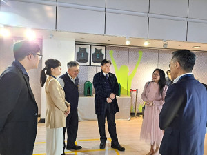 加強馬祖特有種雌光螢保育,縣府6日與產學界簽訂合作備忘錄。(圖:產發處)