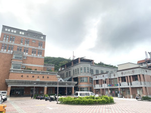 衛福部4日起取消醫療院所掛號費上限,連江縣衛生局傳出有意調漲全縣掛號費用。(圖:本報資料室)