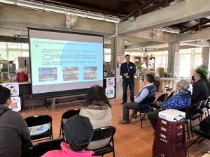 連江縣節電夥伴節能治理與推廣計畫26日成果發表會,4個提案改善單位透過設備更新每年可節電6萬度。(圖/文:馮紹夫)