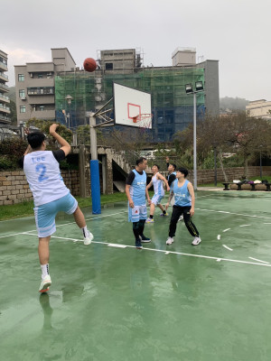 隊伍雙方爭取得分機會。（圖：陳昱璟）