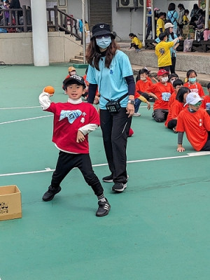 介壽國中小第49屆校慶運動會。(圖與文:曹重偉)