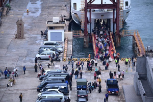 　清明連假，東引中柱港4日、5日兩天湧現人潮。（圖／文：陳其敏）