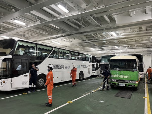 　昨（8）日新臺馬輪持續支援蘇花海運備援疏運服務。（圖：航港局提供）