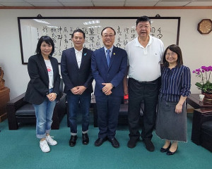縣長王忠銘、立委陳雪生拜會觀光署長周永暉,對馬祖國際藝術島以及秋冬旅遊推廣表達感謝。(圖:縣府)