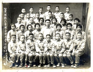 仁愛國小師生。(1967)