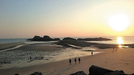 蛇山島