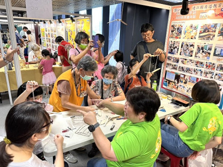 不畏路遙,縣府教育處、自造教育及科技中心跨海至國立科學工藝博物館參加2024科技fun手玩科技教育嘉年華。(圖:教育處)