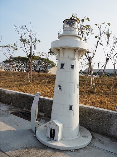 鵝鑾鼻燈塔。