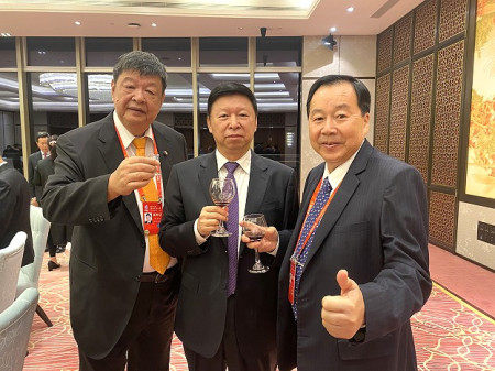 兩馬觀光開放有譜,大陸國台辦主任宋濤(中)表示,陸客至馬祖旅遊近日即將開放。(圖:立委陳雪生辦公室)
