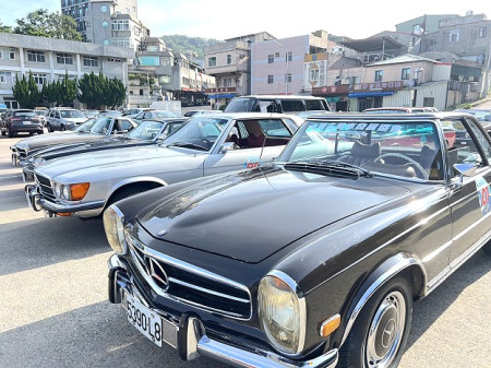 復古經典、美麗重現,古董車發展協會車聚暢遊馬祖。(圖:馮紹夫、交旅局)