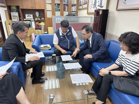 立委陳雪生8日邀集交通部、民航局、觀光署等單位研議馬高航線進度。