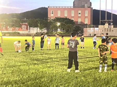 連江縣體育會足球委員會將於7月23日晚間再推夜踢活動。(圖:足球委員會)