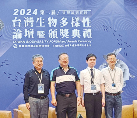 產發處長林志豐受邀參加第二屆台灣生物多樣性論壇,分享馬祖燕鷗及雌光螢保護區發展現況與挑戰。(圖:縣府產發處)