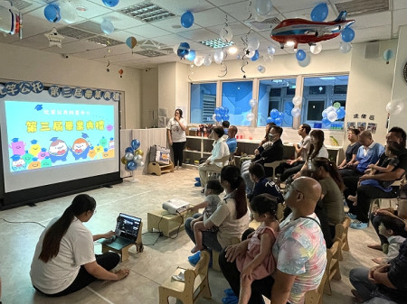 北竿公托中心舉辦第3屆畢業典禮,6位畢業生快樂迎向下一個學習里程。(圖/文:陳鵬雄)