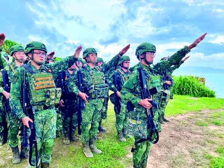 官兵立功宣誓。（圖：黃皓群）