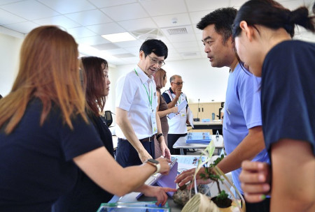 　113年度金卓越社區選拔，連江縣政府推薦東引鄉東湧社區發展協會參與績效組選拔，衛福部與評選委員6日到東引進行實地評選。（圖／文：陳其敏）