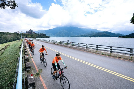 全台最美公路-武嶺單車攻頂,小車手挑戰成功。(文:黃沛宣/圖:連江縣教育處)