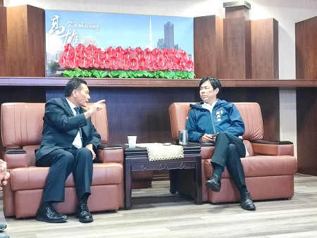 縣長王忠銘、議長張永江29日拜會高市府,高雄市長陳其邁對馬高航線啟航表達全力支持。(圖:縣府)