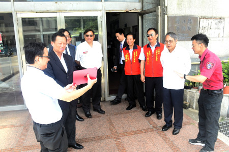 　消防局6日舉辦連江縣－台北市5G救護車視訊系統啟用典禮，由遠傳「5G救護車」攜手北市，拓展5G跨海急救聯防，守護離島安全。（圖／文：曹重偉）