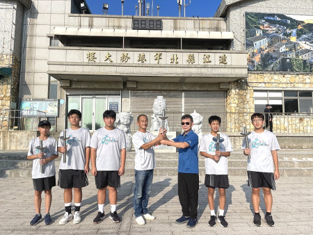 113年連江縣運動會聖火10日在北竿完成最後一段傳遞行程。（圖／文：陳鵬雄）