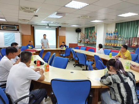 中正國中小舉行新任家長常務委員會會議, 徐基原、李忠堅高票當選113學年度家長委員會正副會長。(圖:中正國中小)