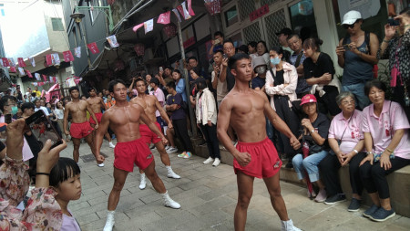 兩棲蛙人隊