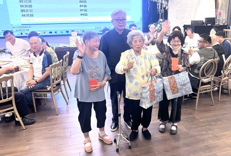 　新北市連江縣東引同鄉會113年聯誼餐會，日前在板橋彭園餐廳舉行，氣氛融洽快樂。（圖：東引鄉公所）