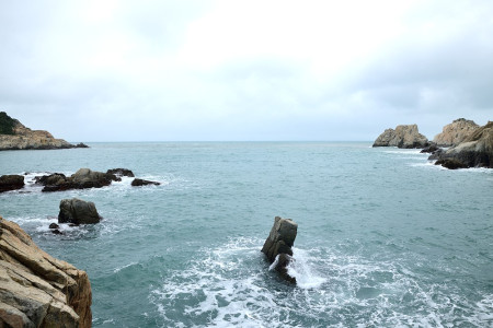 　進入深秋「寒露」節氣，隨著東北季風一波一波南下，馬祖天氣開始明顯轉涼。（圖：本報資料照片）