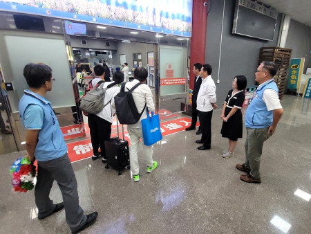 第10屆離島運動會今(17)日金門開幕,連江縣代表隊海空路線抵達金門,金門縣政府舉辦迎接晚宴。(圖/文:馮紹夫)