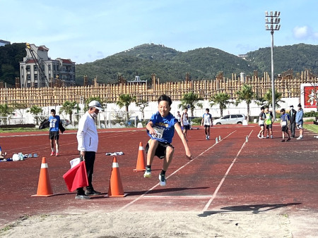 百尺竿頭、爭取榮譽,113年連江縣運會圓滿閉幕 。(圖與文:馮紹夫)