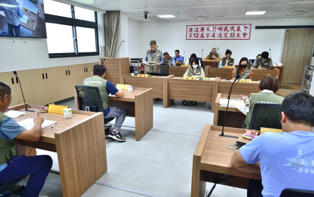 　東引鄉民代表會第12屆第4次定期大會正式開議，聽取鄉公所施政報告。（圖／文︰陳其敏）
