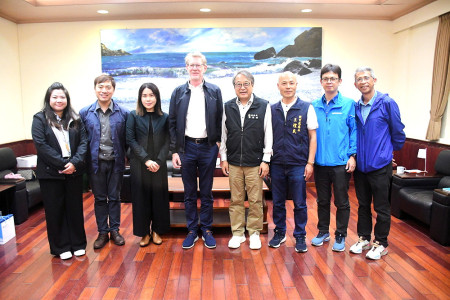 　縣府邀請傅爾布萊特（Fulbright）學術交流基金會蒞馬進行擴增引進美籍英語教學人員計畫文教交流行程，秘書長張龍德表樂觀其成。（圖／文：曹重偉）